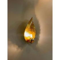 Gold leaf shape wall lamp