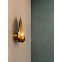 Gold leaf shape wall lamp